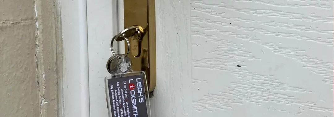 Leigh's Locksmiths handle lock fix