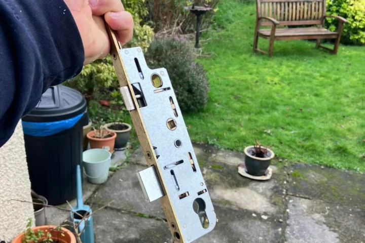 Leigh’s Locksmiths Bridgend Boxing Day door repairs