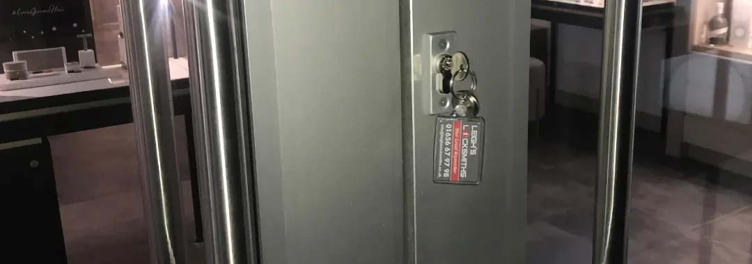 Leigh’s Locksmiths Bridgend 24 Hour emergency locksmith call out service